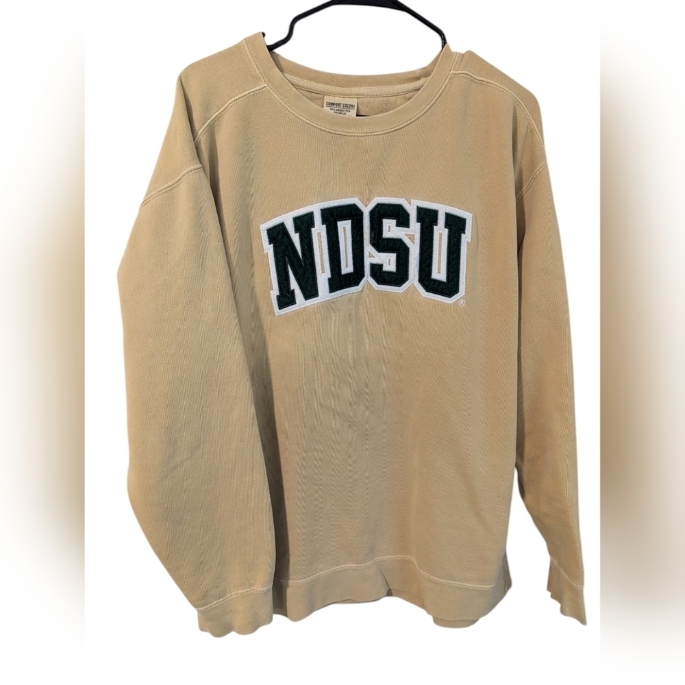 NDSU ,Women's Mustard Sweatshirt,Size L